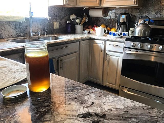 #kvpnewsroom - Tea time while on assignment for #NextGenRadio. #CSULongBeach professor offers us mint tea with raw honey from one of her students. She said it was harvested by her dad, who was a beekeeper. #honey #teatime