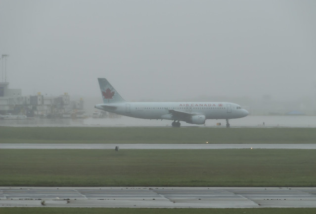 2018-09-10_10-17-24 Air Canada Airbus C-FDSU