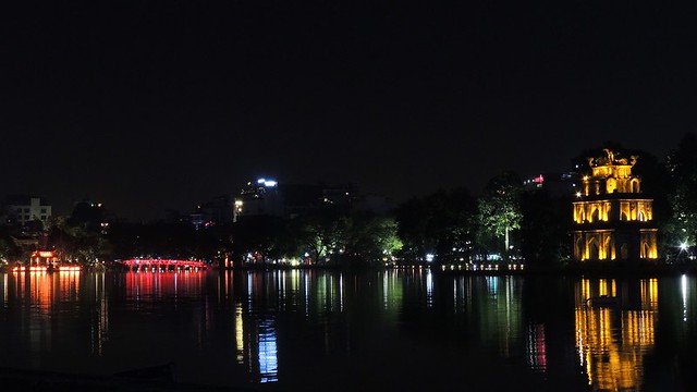 Hoàn Kiếm Lake, Hanoi