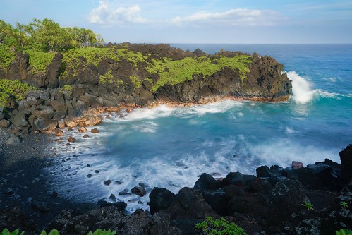 hana hawaii unitedstates us waves beach maui ocean