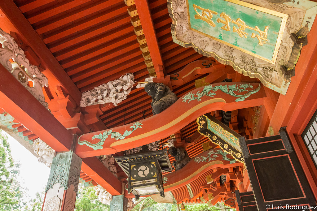 Preciosas tallas del santuario Sanjin Gosaiden