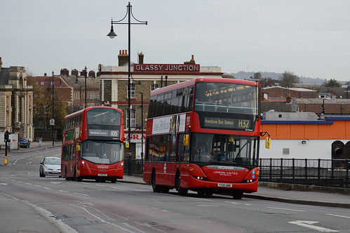 London United RATP Group SP40166 (YT10UWB) on Route H32 | by hassaanhc