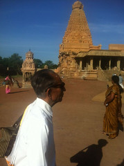 Darshan and Meditation at Brihadeeshwara Temple, Thanjavur, 22-09-2013