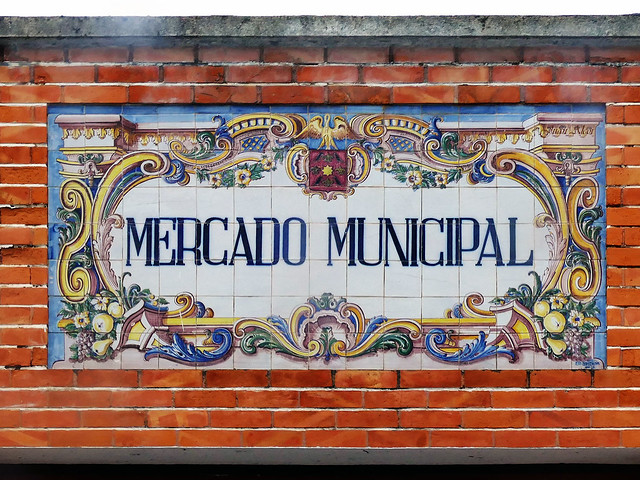 Mercado Municipal. Azulejos (Abrantes, Portugal)