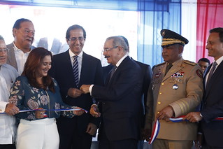 Presidente Danilo Medina deja en funcionamiento servicio 911 en Higüey | by Gobierno Danilo Medina