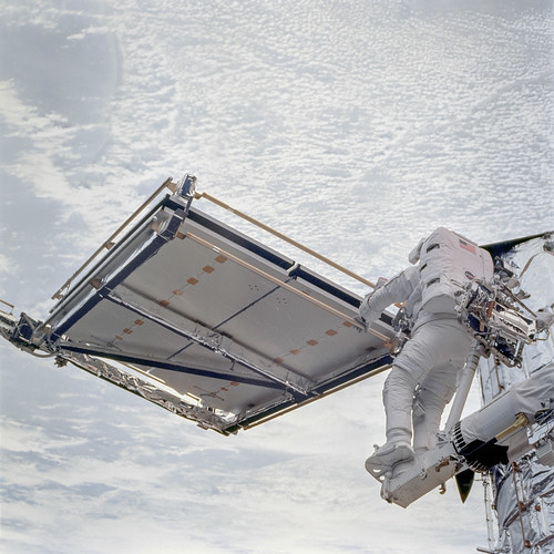 Hubble Servicing Mission 3B-03