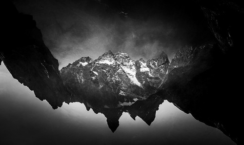 Reflection | Reflet des sommets des Ecrins www.natureauvol.c… | Flickr
