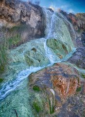 Cascada travertínica activa de aguas termales - Alicún de las Torres (Granada, España) - 01