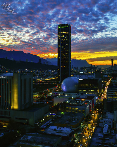 sunset monterrey atardecer cityscape longexposure mexico nuevoleon nicovangelion sun montañas pabellonm traffic explore
