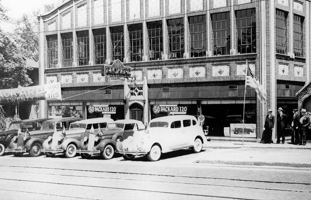 Unknown Packard Dealership, 1936