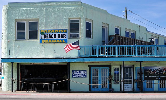 Paradise Seawall Beach Bar - Galveston.Texas