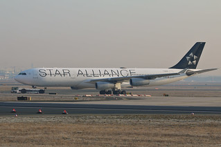 Airbus A-340 D-AIFF Lufthansa - Star Alliance
