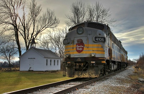 moravia appanoosecounty iowa canadianpacific cp railroad train locomotive emd funit cp4106 cp4107 1957 ©sharidayton
