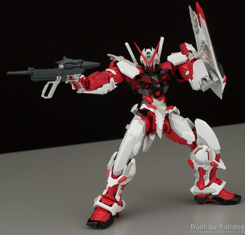 Hirm 1/100 Gundam Astray Red Frame Review | Otaku Revolution