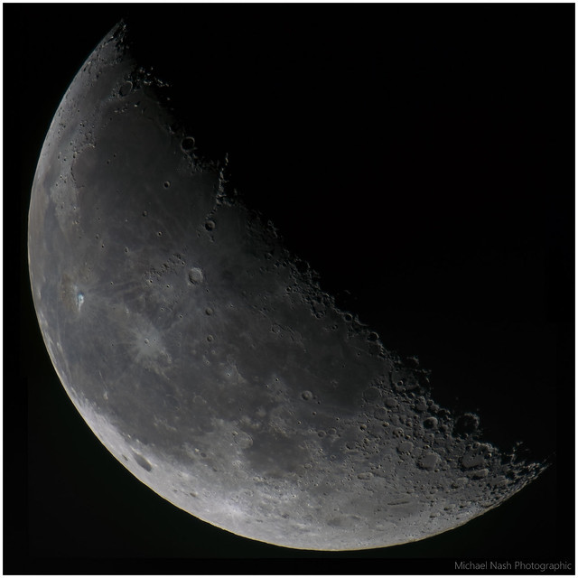 Moon 2018-11-30 43.4% Waning