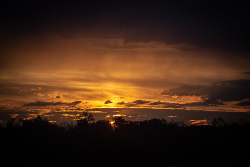 iowacity iowa hotelvetro sunrise clouds orange morning canon6d canonef70200mmf4lusm