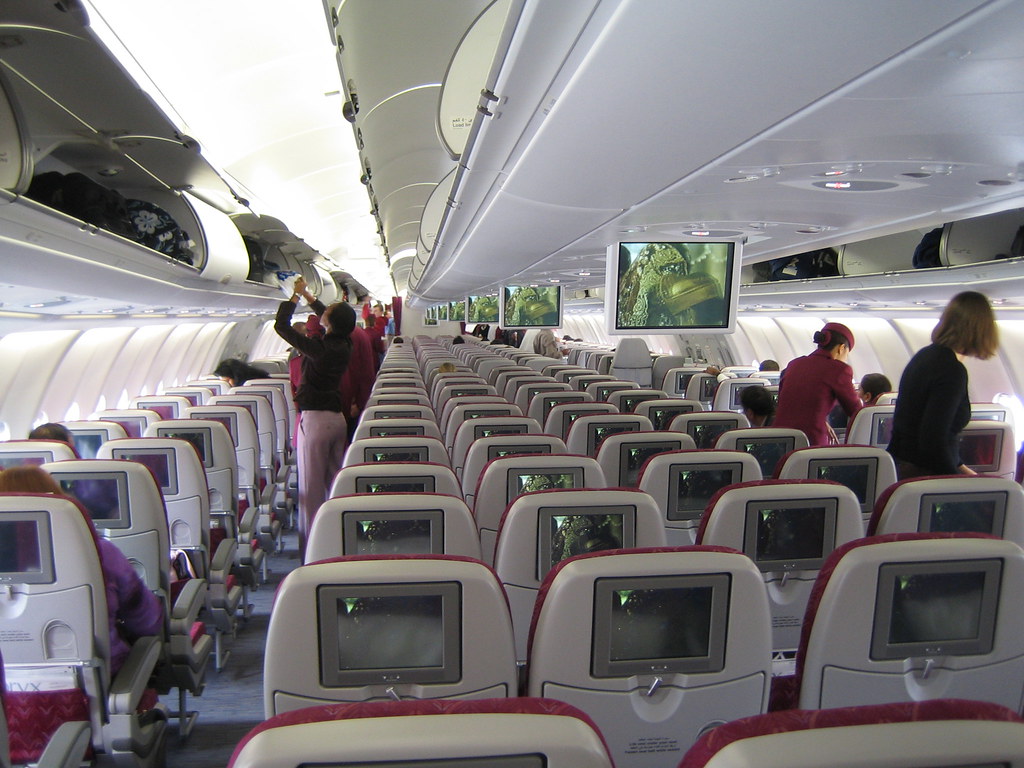 Qatar Airways Airbus A330 300 A7 Aef London Doha Qatar