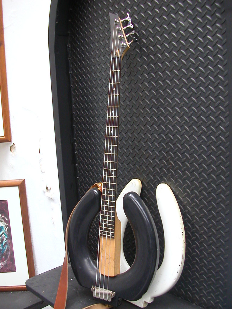 toilet seat guitar Molly Stenhouse Flickr