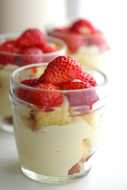 very easy trifle