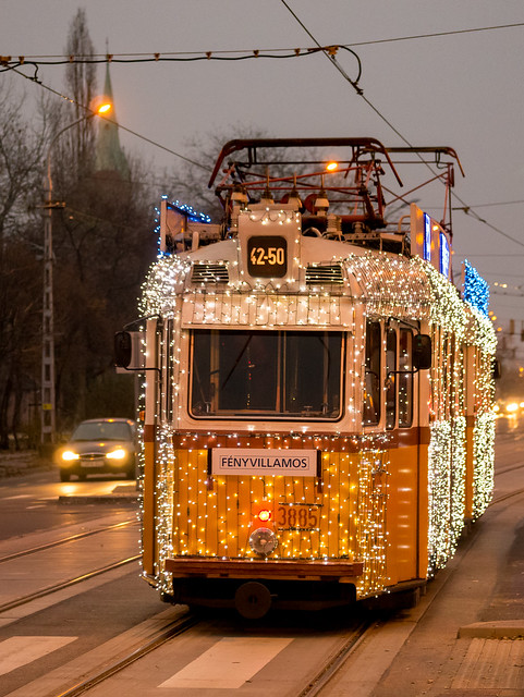 Light-tram / Fényvillamos