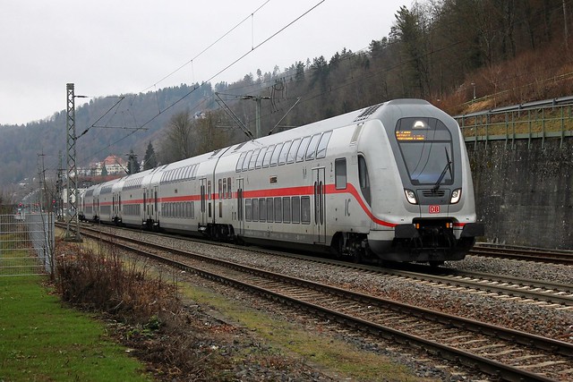 InterCity 2280 (Singen-Stuttgart) 30.12.2018 Oberndorf am Neckar