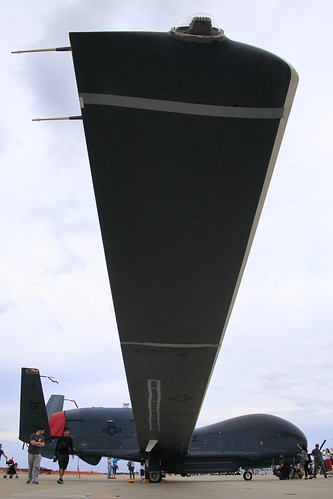 USAF 9RW/348RS[GF] RQ-4B 10-2044 | ノースロップ・グラマン RQ-4B-40 グローバ… | Flickr