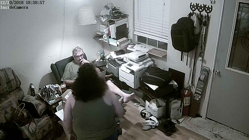 IPCamera alarm:InsideCamera detected alarm at 2018-12-20 18:38:56 | by inside.camera