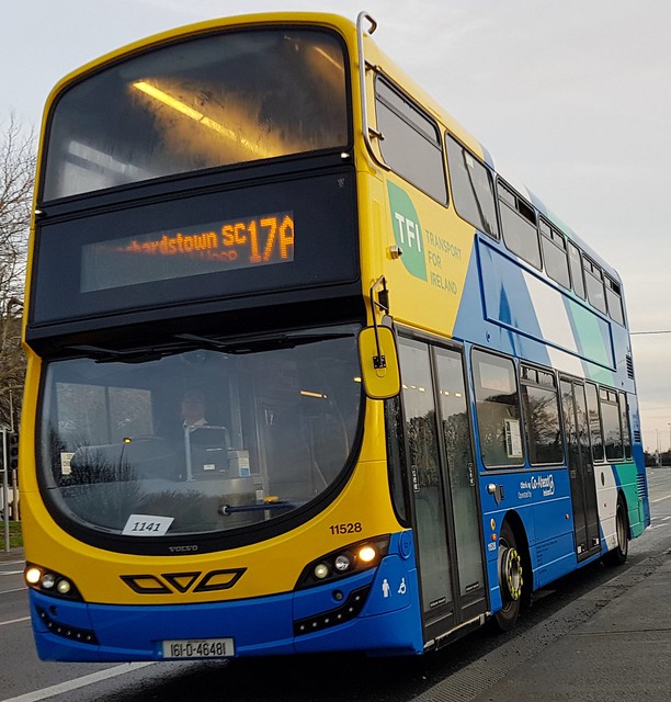 Go Ahead Ireland 11528 (161-D-46481), formerly Dublin Bus' SG198, on Route 17A at Snugborough Road, Blanchardstown,  on Wednesday morning, 26th December, 2018