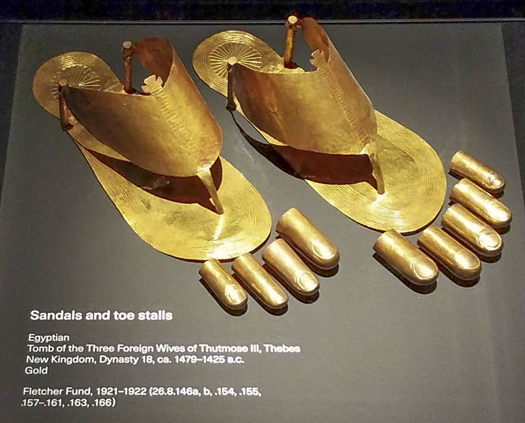 Jewelry: The Body Transformed | Metropolitan Museum of Art M… | Flickr