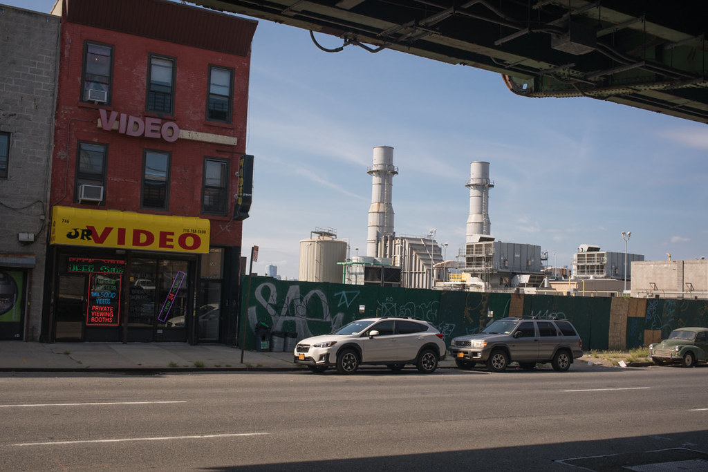 3rd Ave Corridor (video_industry), Brooklyn, 2018.