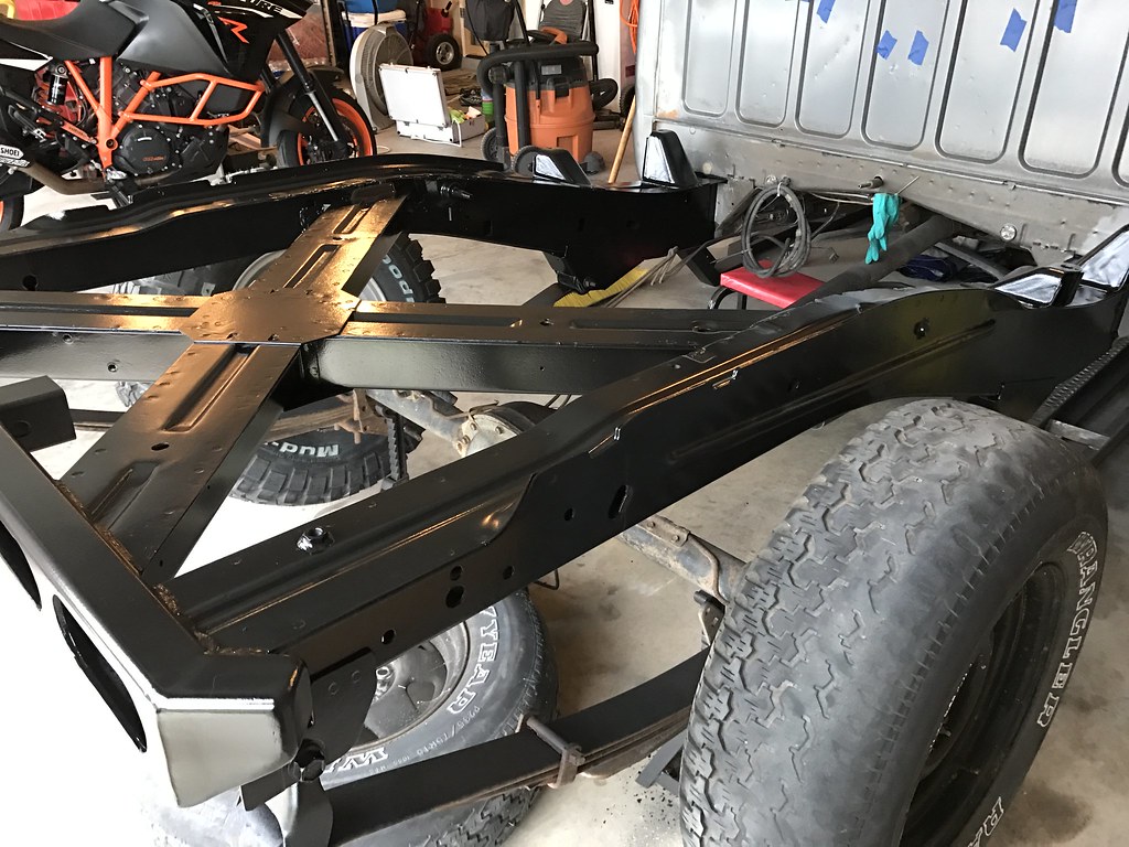 Tits and Ass - 1990 Comanche build | Pirate 4x4