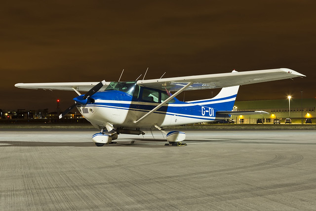 Cessna 182Q Skylane - 3