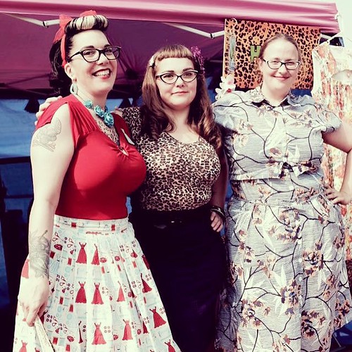 With my girls @jessiedesmond and @mommyaquamarine at the Golden Days Street Fair! #bumperbangs #rockabilly #rockabella #pinupstyle #pinuphair #pinupdress | by She Knits in Pearls