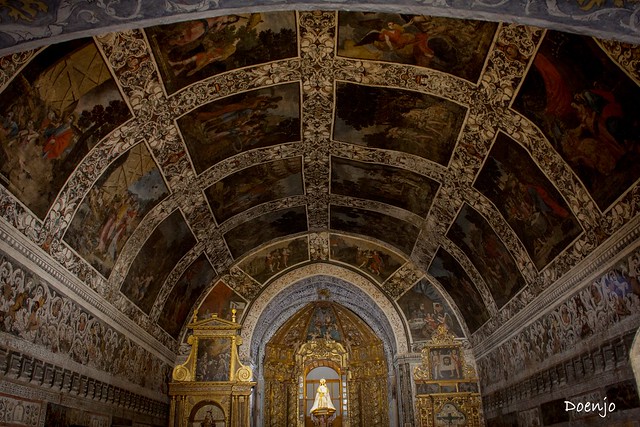 Interior de la ermita de Nuestra Señora del Ara
