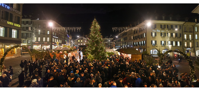 Christmas   Market in Bern. Canton of Bern, Switzerland. izakigur 05.12.17, 19:10:16 .