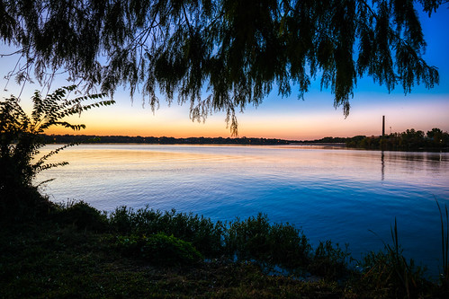 hdr lakewood nikon nikond5300 outdoor texas whiterocklake dawn geotagged lake morning reflection reflections sky tree water