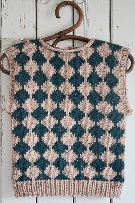 checkered spencer - knitting pattern