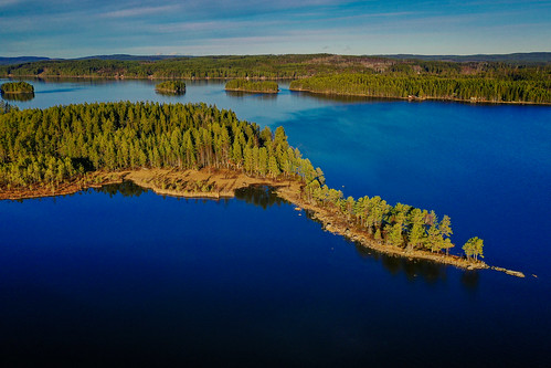 dalarna sweden gimmen autumn höst november forest trees lake sjö skog travel blue sverige drone sifferbo se