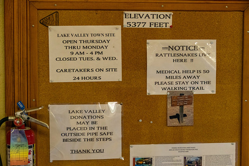 lakevalley nm newmexico usa unitedstates daytrip ghosttown historic museum oldwest schoolhouse signs hillsboro unitedstatesofamerica