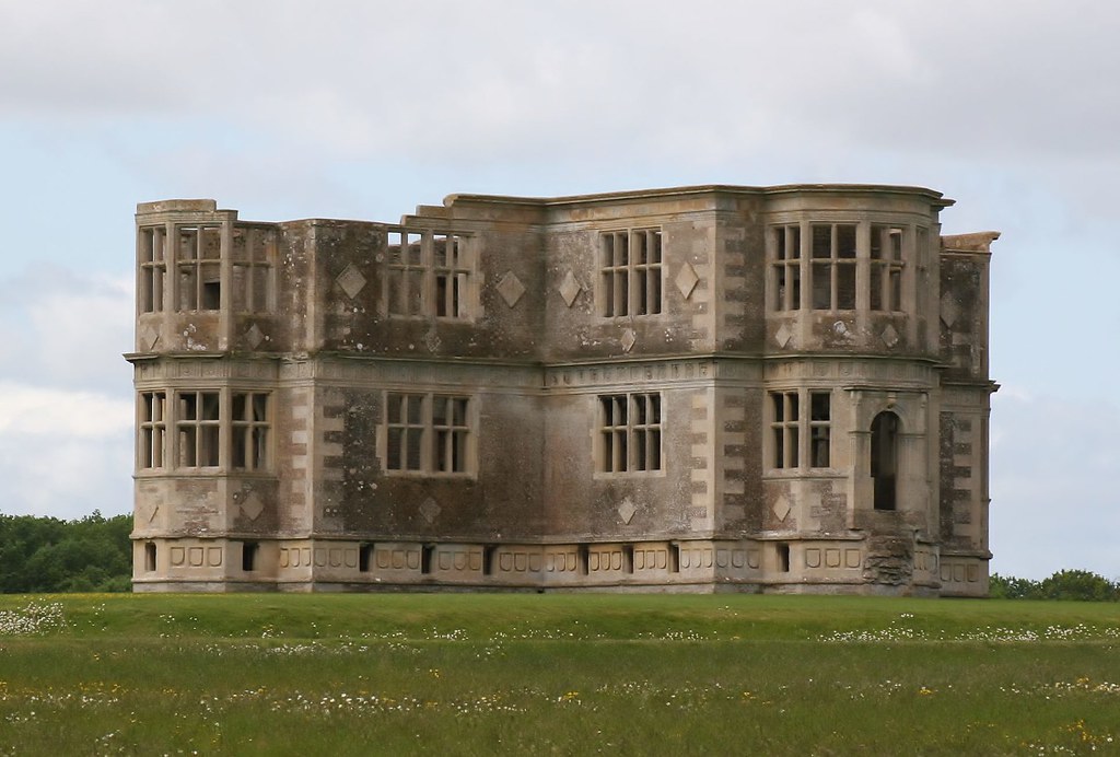 Lyveden New Bield | Built as a Summer House by Sir Thomas Tr… | Flickr