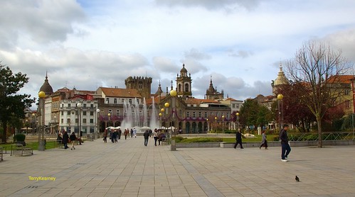 ocean city sea sky people urban streets heritage history portugal nature sunshine weather skyline architecture port canon buildings river landscape daylight europe flickr cityscape outdoor culture cathedrals july unesco explore porto douro kearney braga churchs guimarães villagesquare portugese 2015 portwine portoportugal guimarãesportugal bragaportugal riverdouro oneterry riverdouroporto canoneos1dmarkiv terrykearney july2015 sédoportoportugal luísibridgeportoportugal portugal2015 cityofbragaportugal