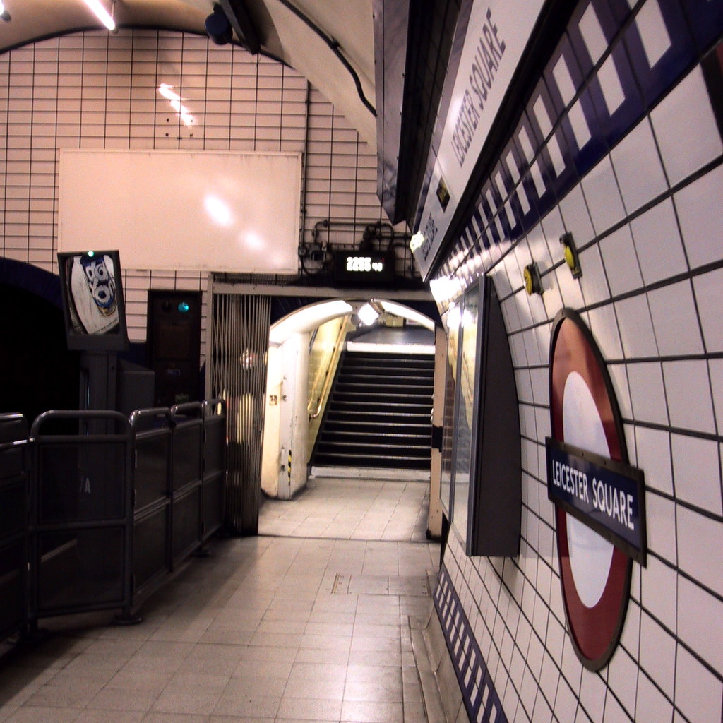 leicester square tube | Nicholas Noyes | Flickr