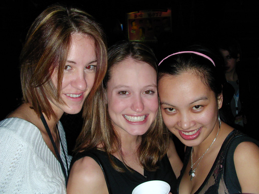 Dee, Kim and Bea