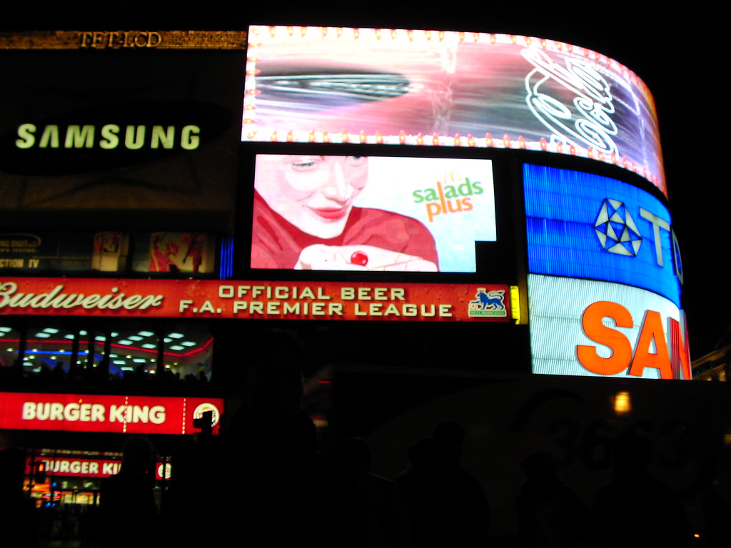 Piccadilly Sqaure