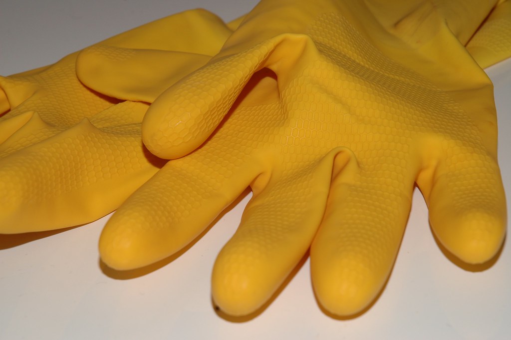 rubber_gloves | A pair of yellow rubber gloves | How can I recycle this |  Flickr