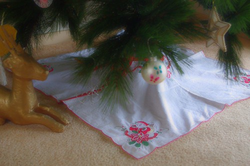 vintage tablecloth tree skirt | by selina's vintage