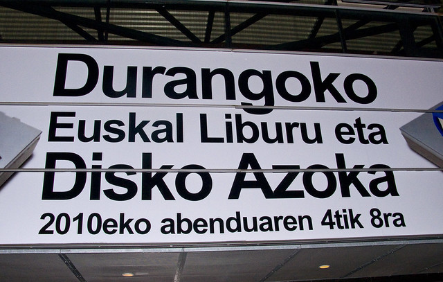 Durangoko Euskal Liburu eta Disko Azoka. 2010.11.4tik. 8ra.