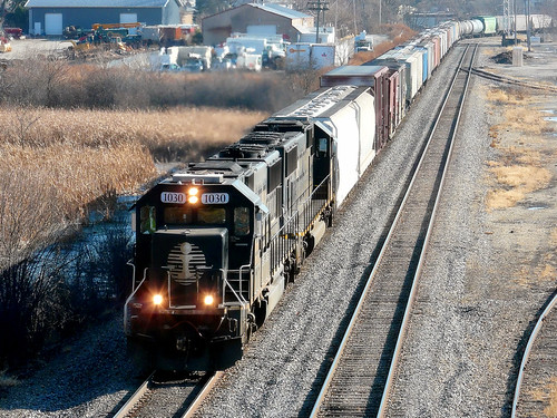 IC 1030 North Through West Chicago, Illinois | On the CN Lei… | Flickr