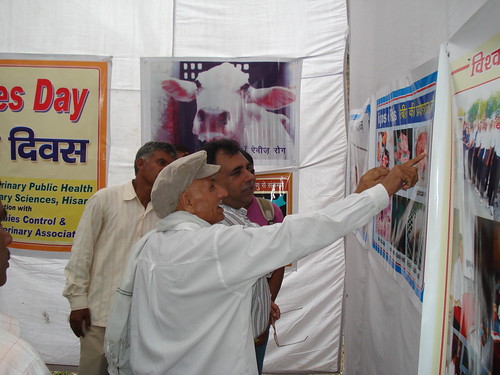 Professor S R Garg interacting with farmers | by sudhi ranjan garg