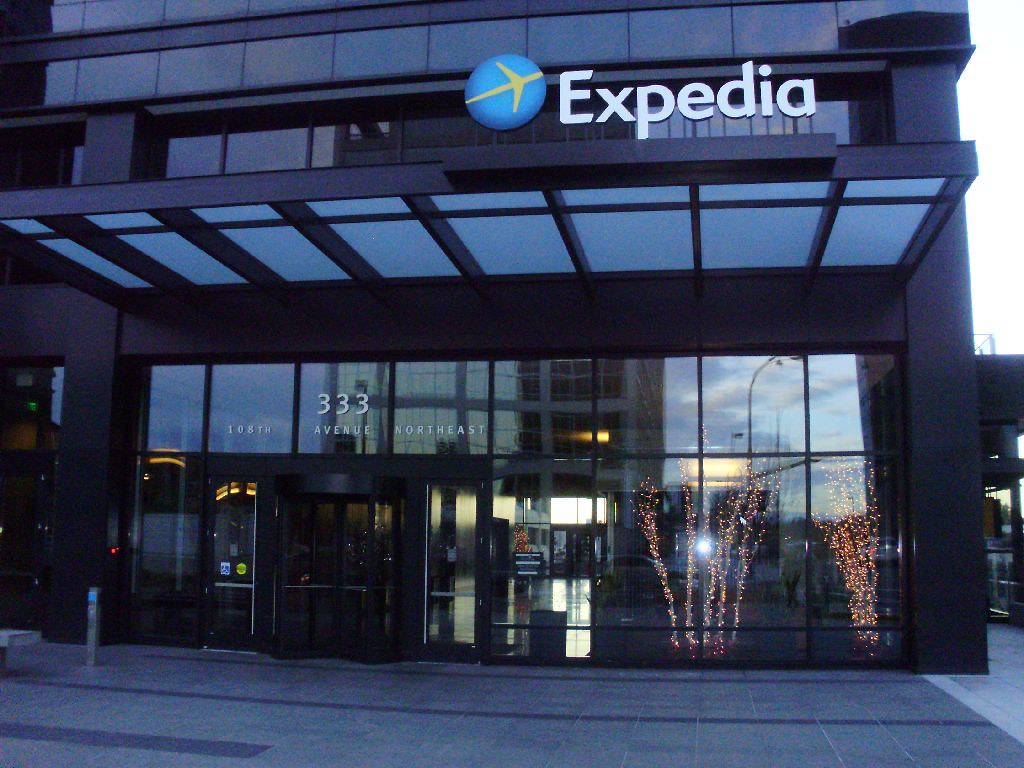 Expedia building in Bellevue, WA | sporst | Flickr